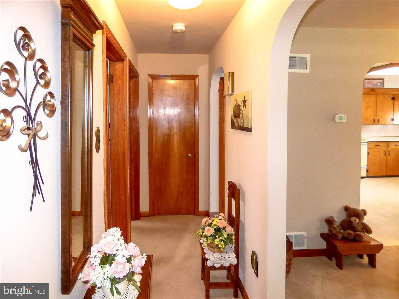 15 Cloverleaf Road York, PA 17406 - Photo 23 of 36