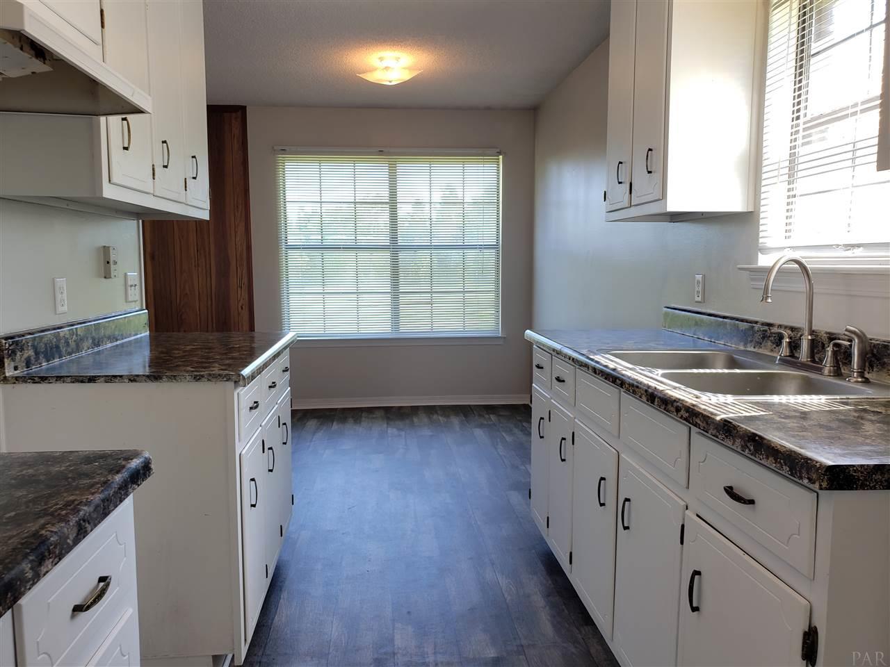 3410 John Wilson Road Cantonment, FL 32533 - Photo 10 of 25 Gallery Image 10