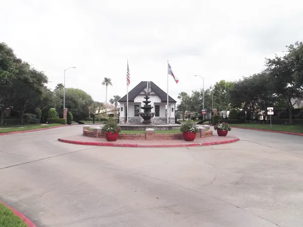 $4,500 | 1722 Parklake Village Drive, Katy, TX 77450