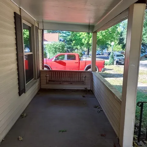 $160,000 | 303 North Draper Avenue, Champaign, IL 61821