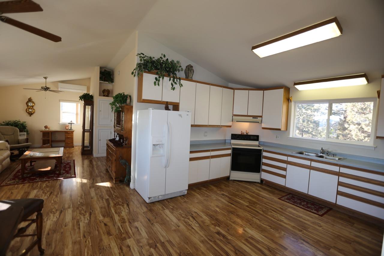 5108 Saddlehorn Road Weed, CA 96094 - Photo 6 of 17 Gallery Image 6