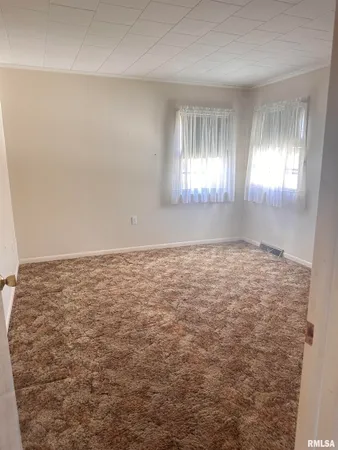 $84,900 | 115 East Avenue, Anna, IL 62906