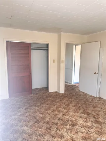 $84,900 | 115 East Avenue, Anna, IL 62906