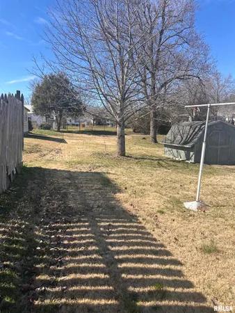 $84,900 | 115 East Avenue, Anna, IL 62906