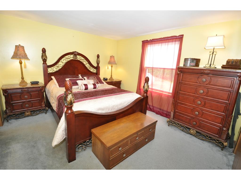 61 Dane Road New Boston, NH 03070 - Photo 8 of 15 Gallery Image 8