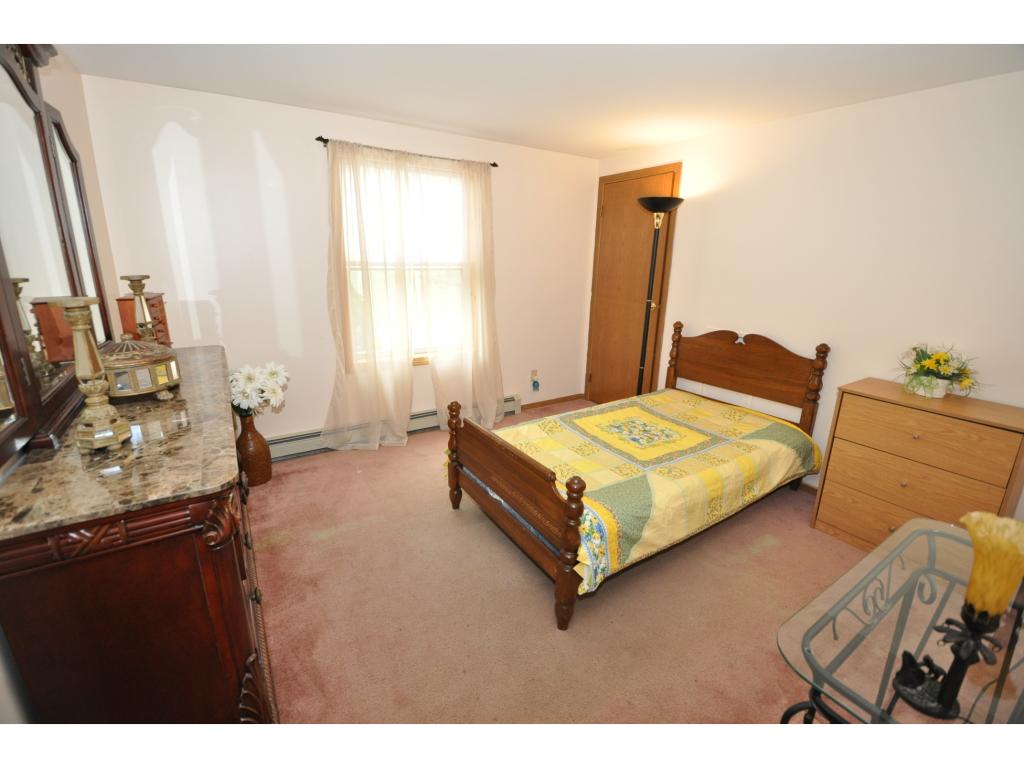 61 Dane Road New Boston, NH 03070 - Photo 10 of 15 Gallery Image 10