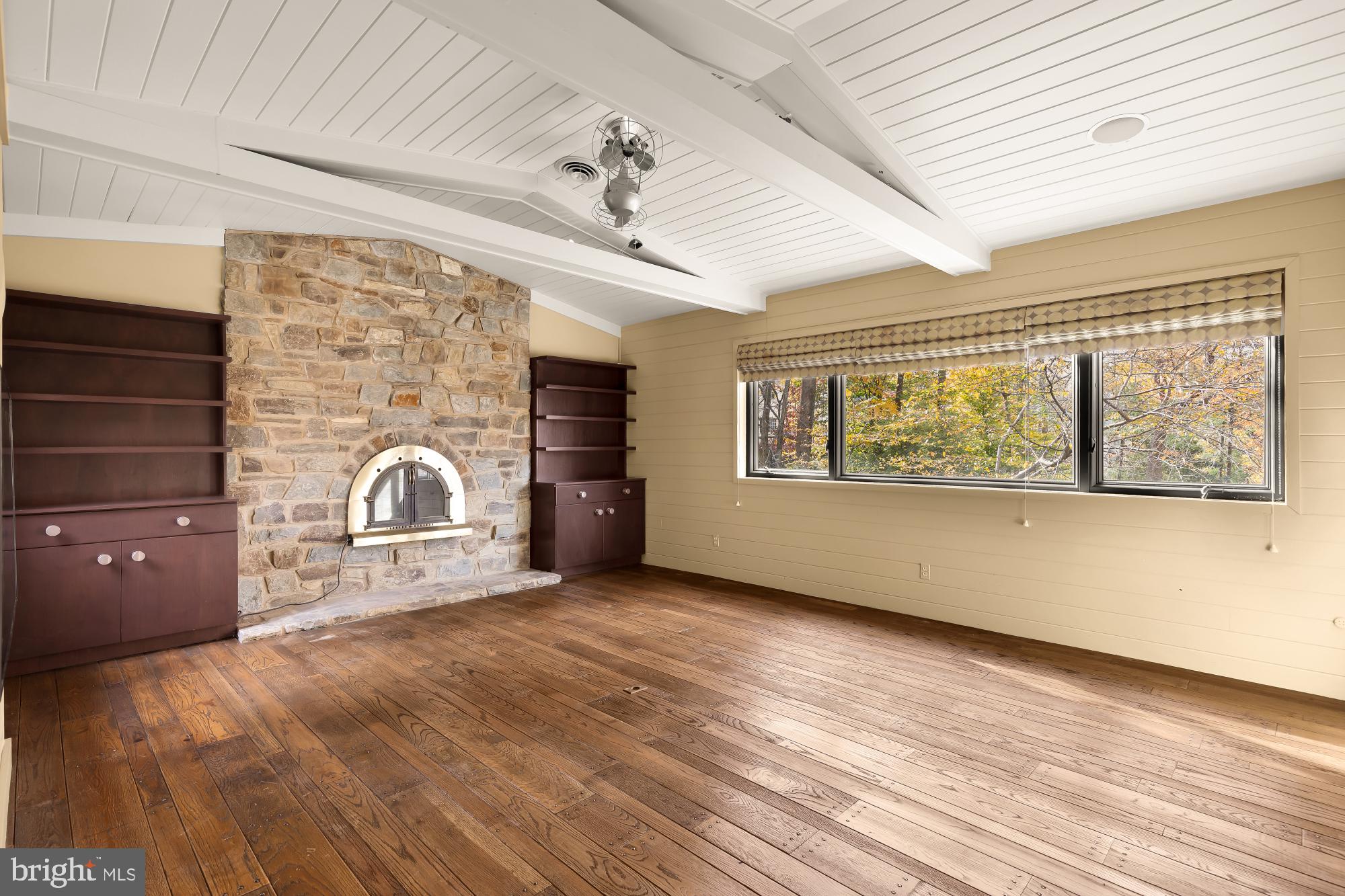 1434 Kirby Road McLean, VA 22101 - Photo 28 of 54 Spacious first bedroom