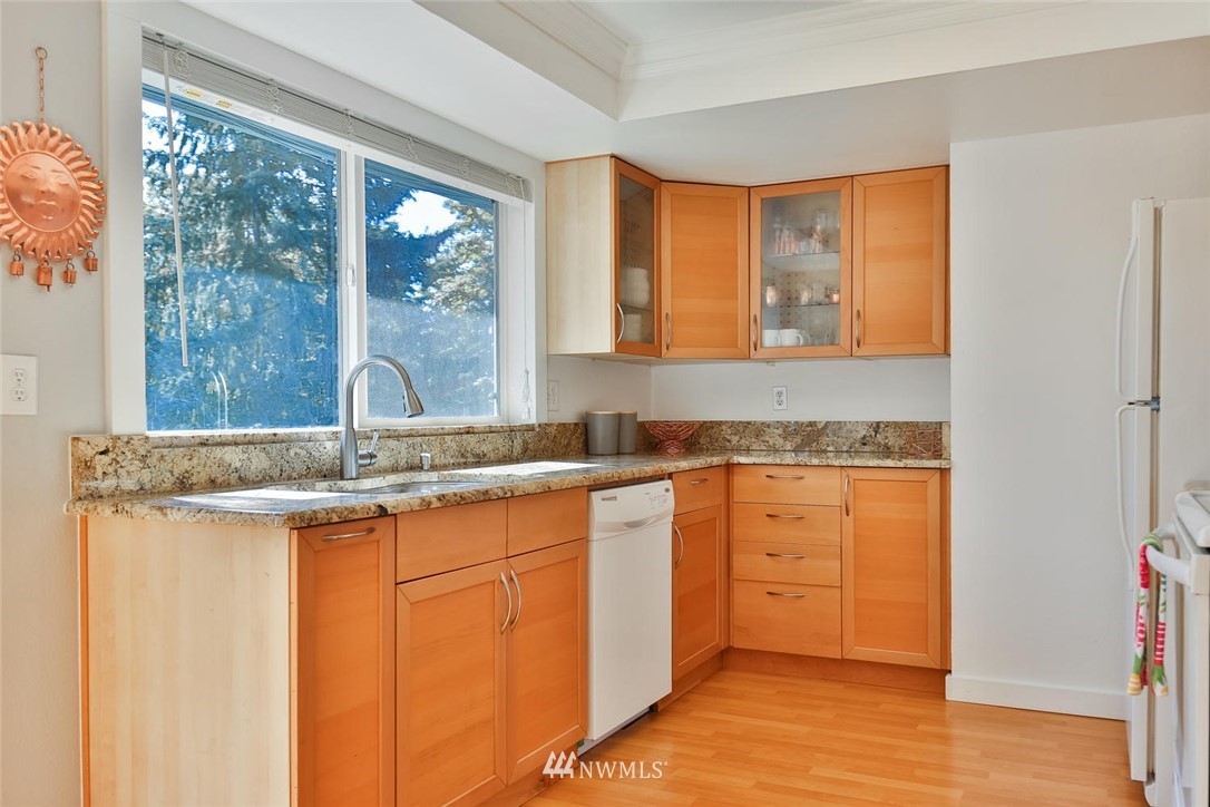 14447 Southeast 192nd Street Renton, WA 98058 - Photo 8 of 19 Gallery Image 8