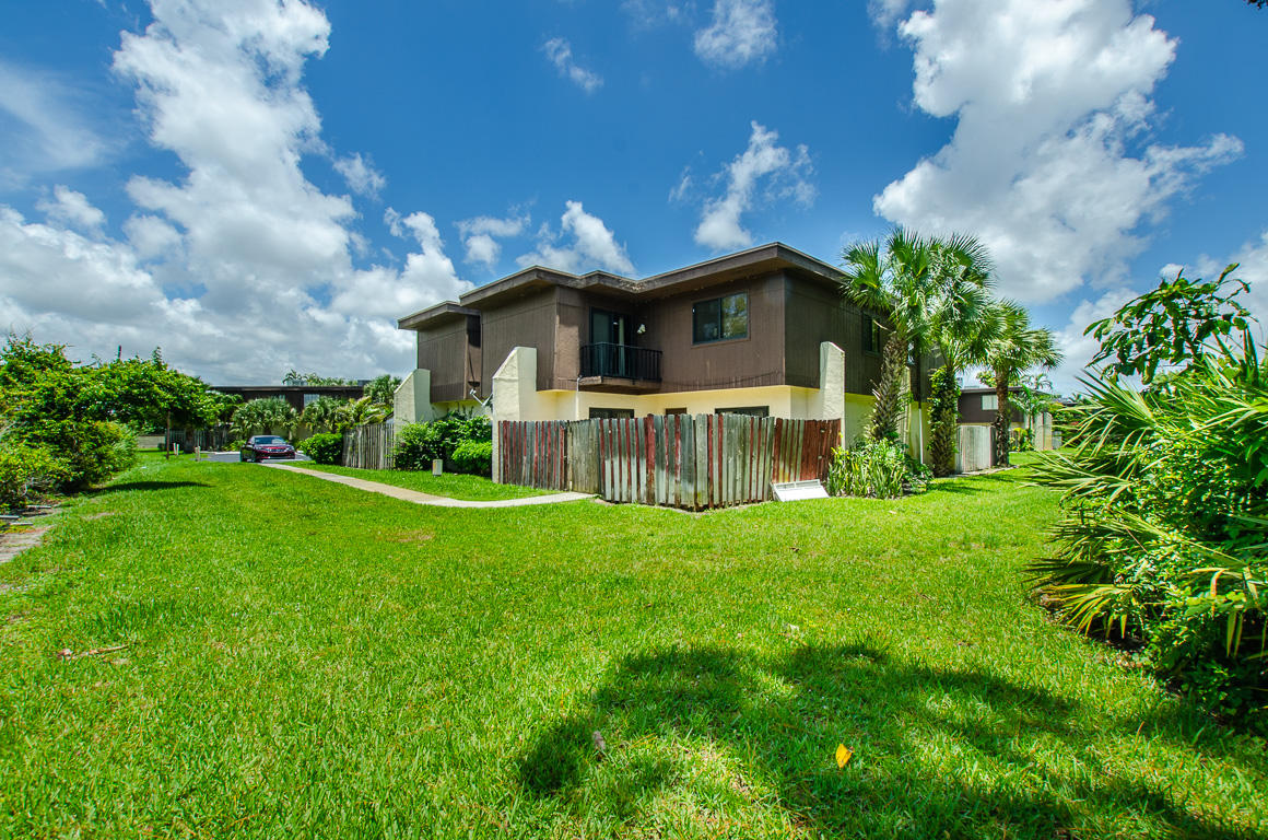 2964 Kirk Road Lake Worth, FL 33461 - Photo 1 of 22 Exterior Front