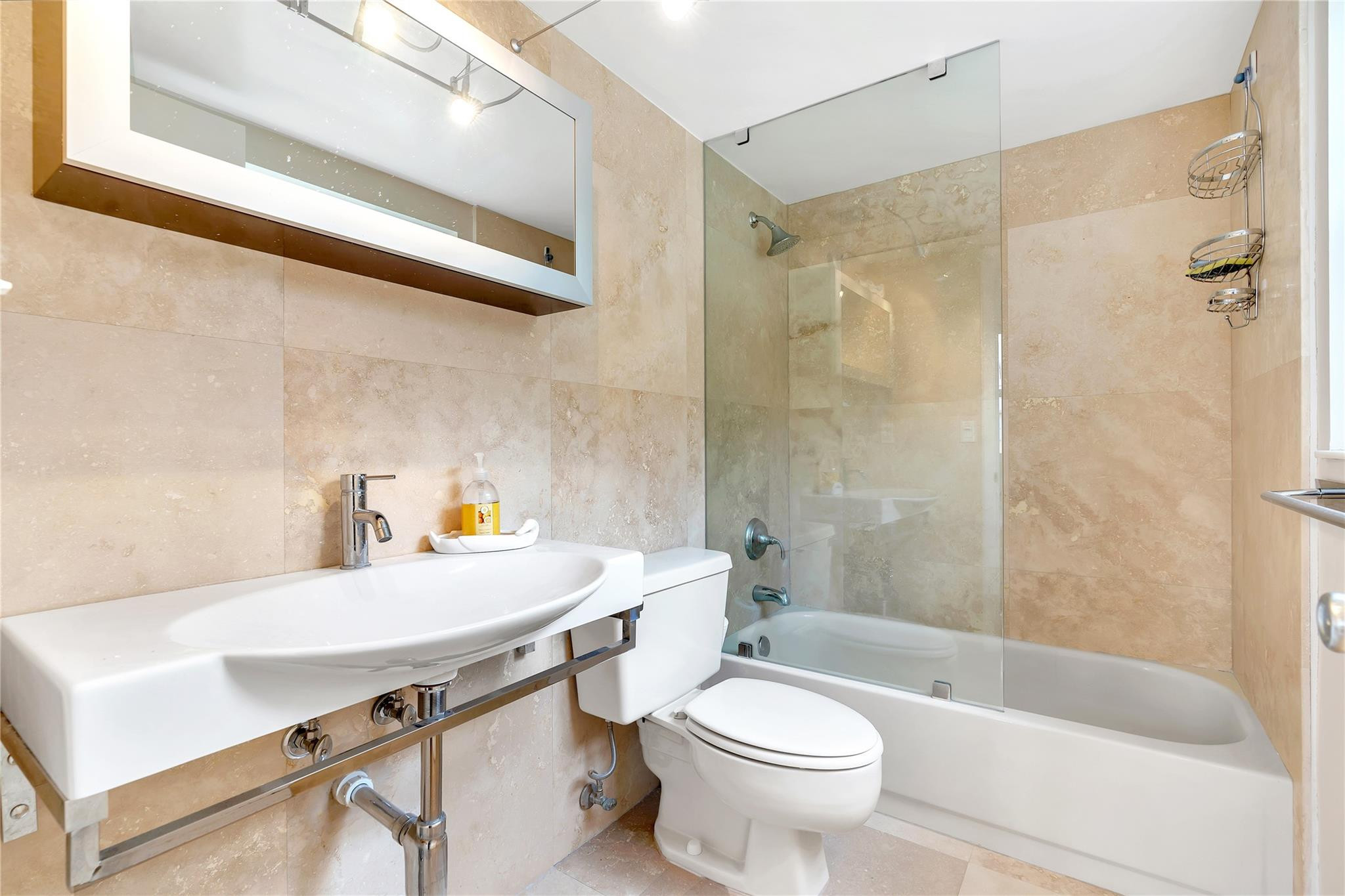 112 North Birch Road, Unit 202 Fort Lauderdale, FL 33304 - Photo 12 of 18 Photo 12