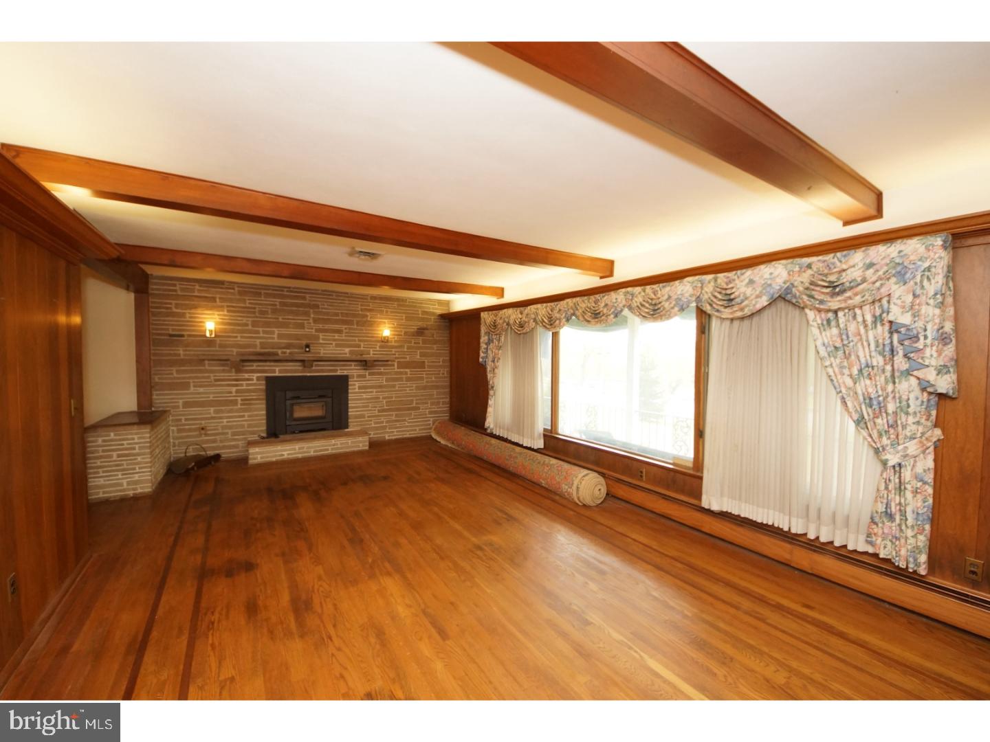 1134 River Road Ewing, NJ 08628 - Photo 6 of 23 Gallery Image 6