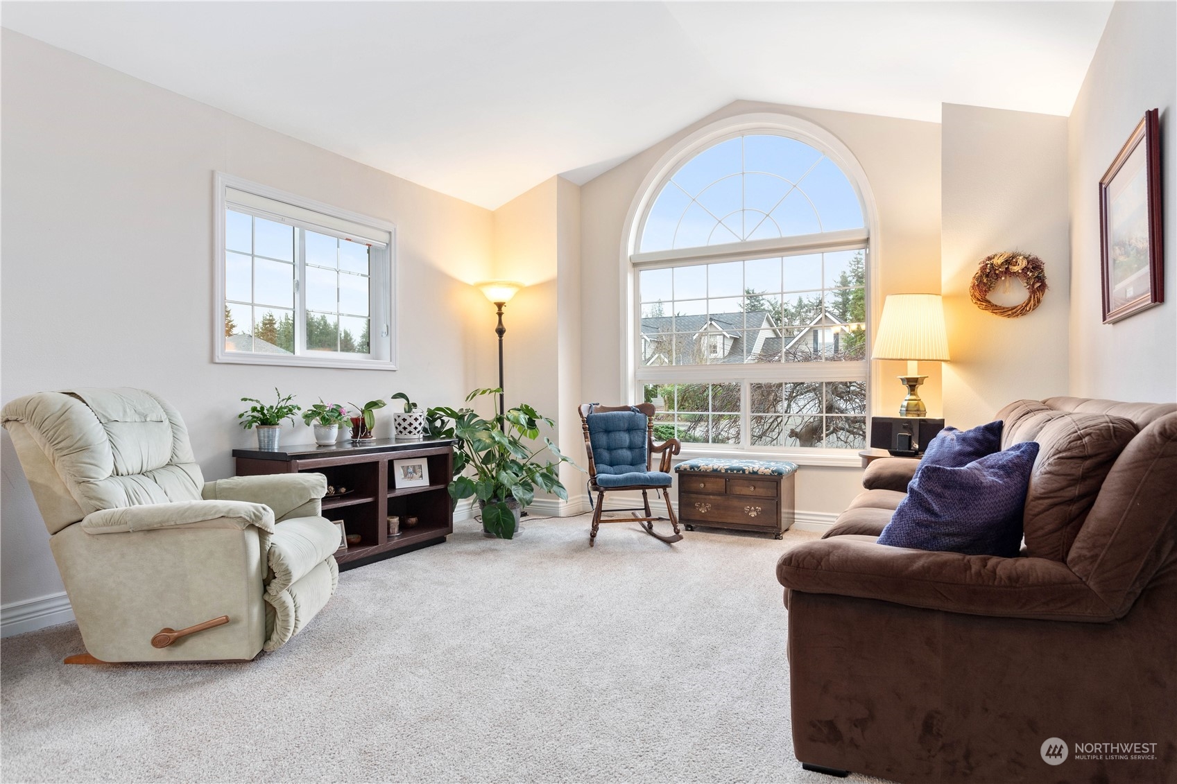212 Springview Drive Lynden, WA 98264 - Photo 16 of 40 a living room with furniture and a large window