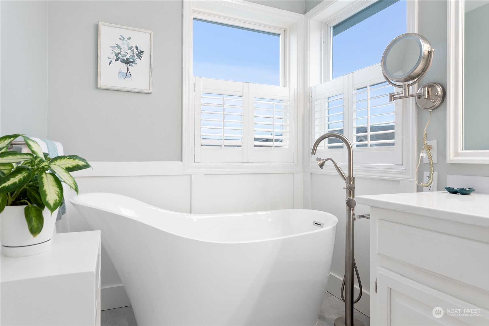 212 Springview Drive Lynden, WA 98264 - Photo 28 of 40 a bath tub sitting next to a white sink