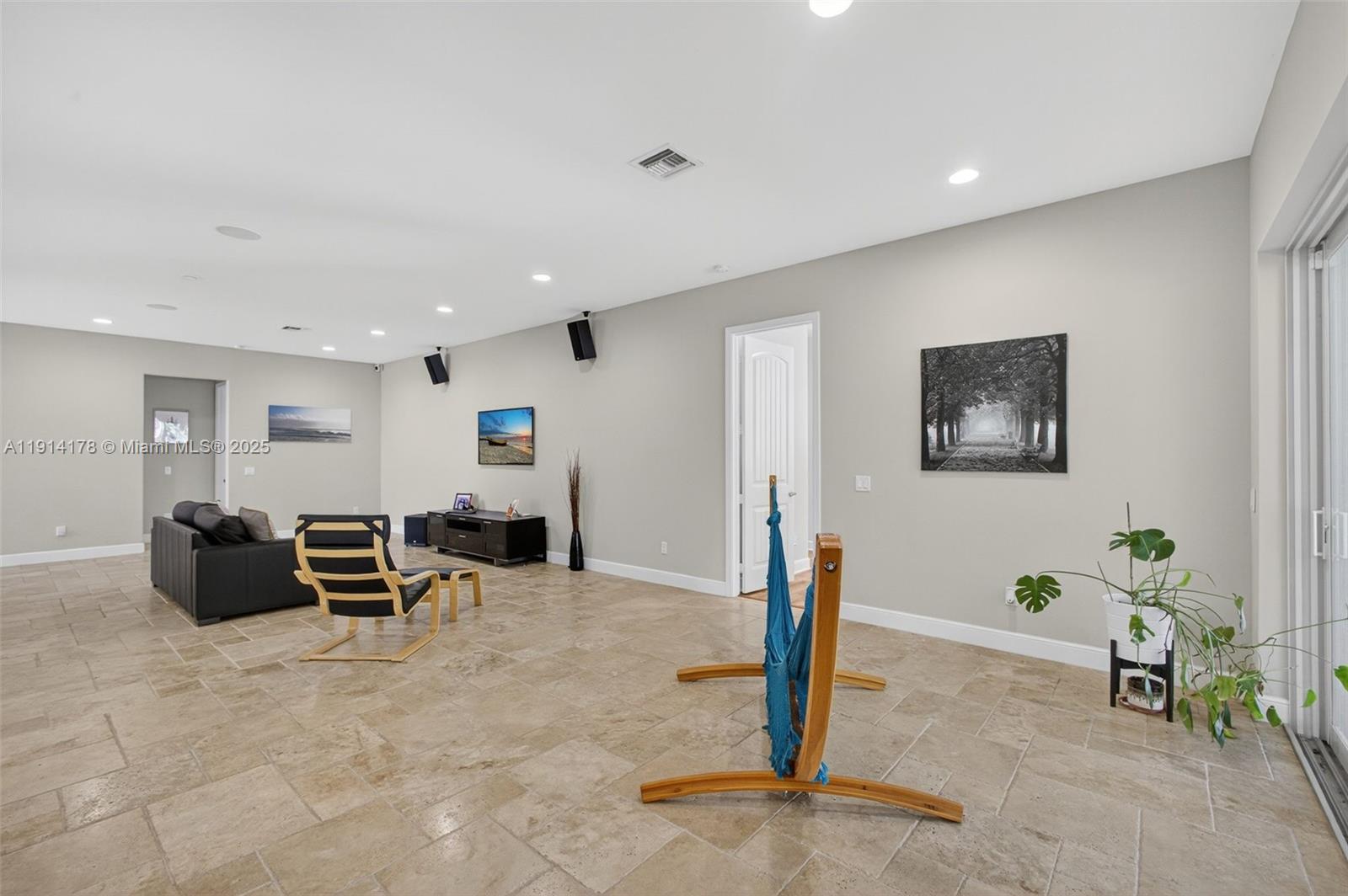 18369 Mellen Lane Jupiter, FL 33478 - Photo 21 of 84