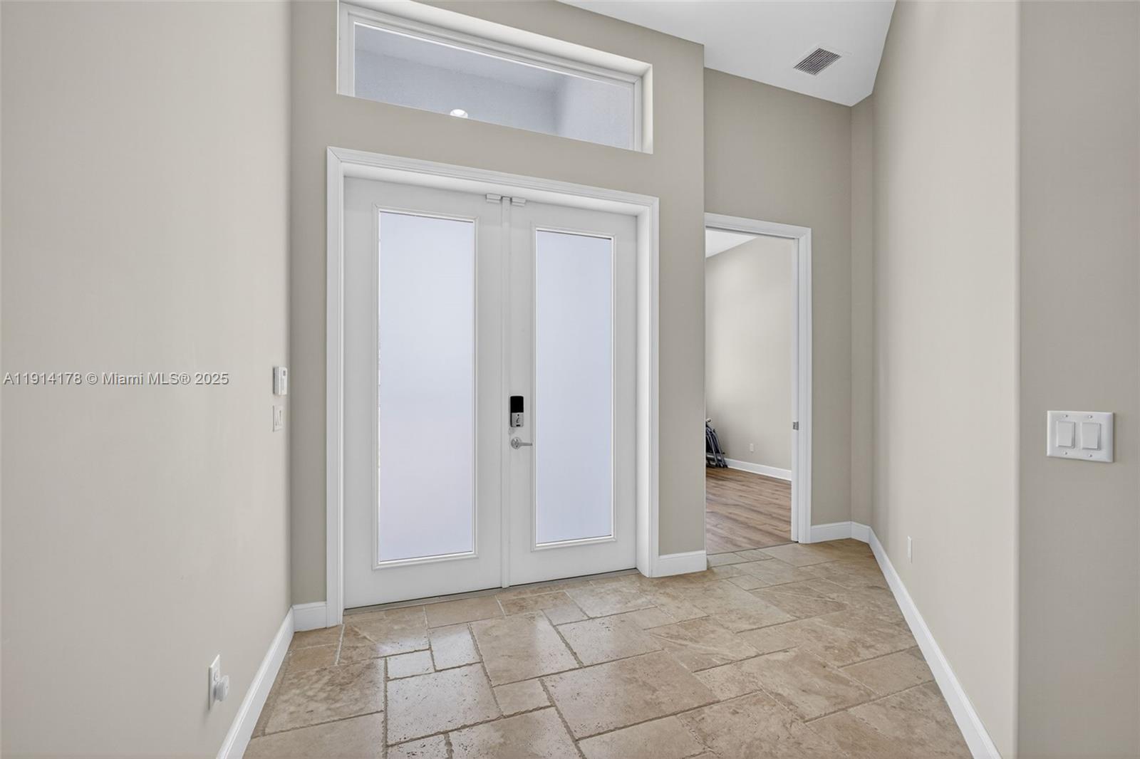 18369 Mellen Lane Jupiter, FL 33478 - Photo 8 of 84