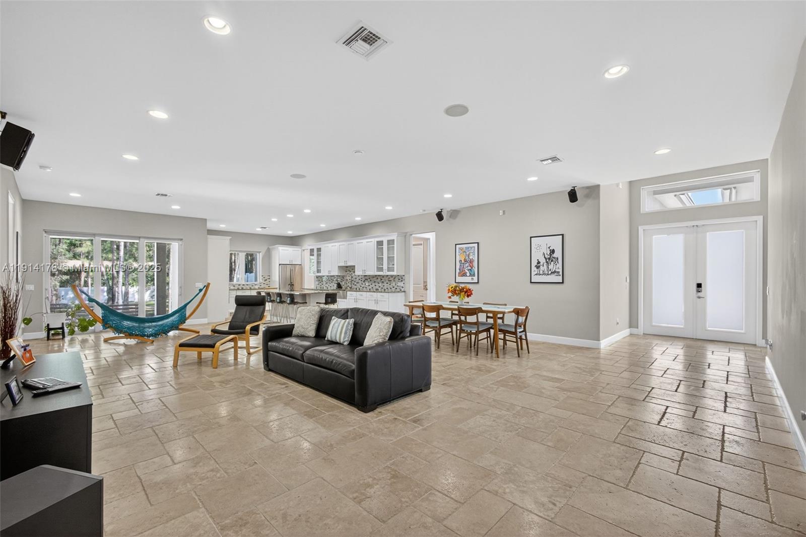 18369 Mellen Lane Jupiter, FL 33478 - Photo 10 of 84