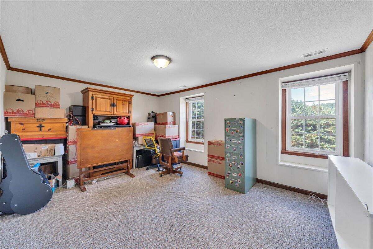 811 Ball Park Road Eagle Rock, VA 24085 - Photo 25 of 51 26-MIB05143