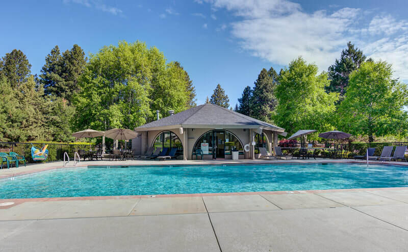 20445 Keystone Court Bend, OR 97702 - Photo 55 of 59 mtn high pool 2