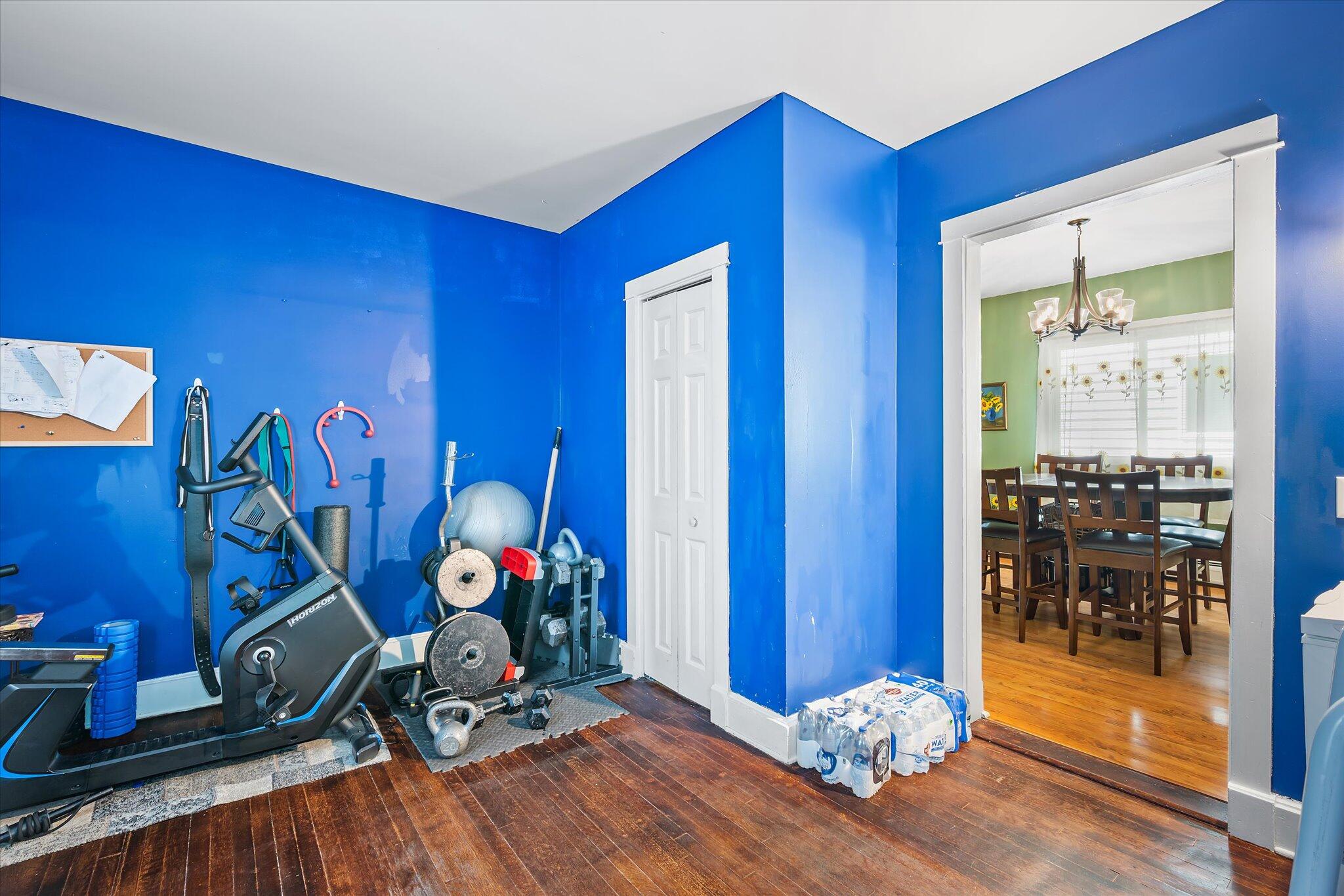 327 French Street Bangor, ME 04401 - Photo 18 of 43 18-Family Room_Bedroom