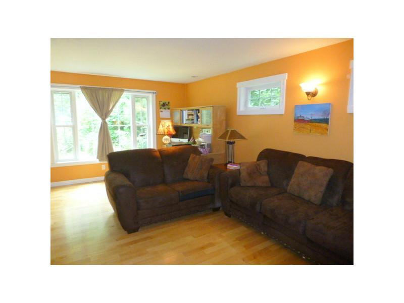 7 Quail Run Kennebunk, ME 04043 - Photo 9 of 17 Den/Family/Great Room. FIRST FLOOR...