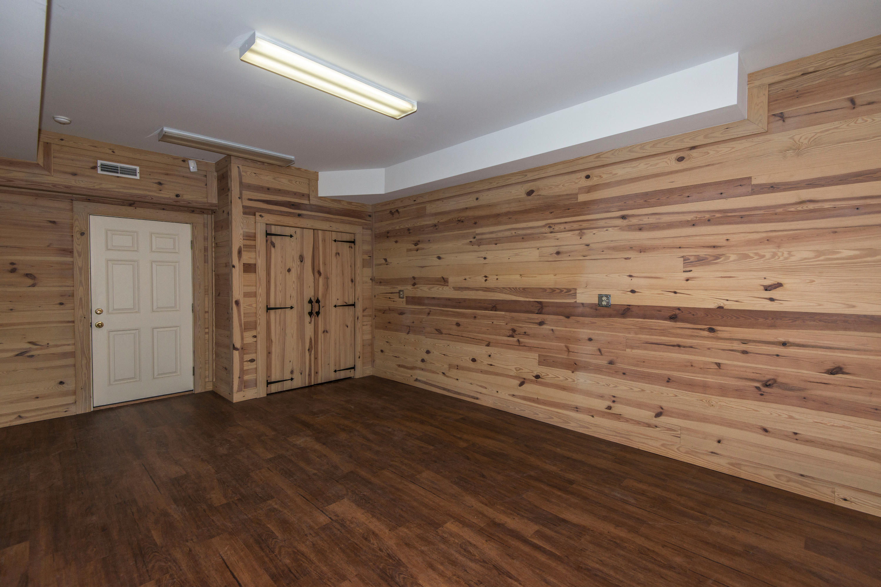 1200 Fort Lamar Road Charleston, SC 29412 - Photo 43 of 56 Mancave