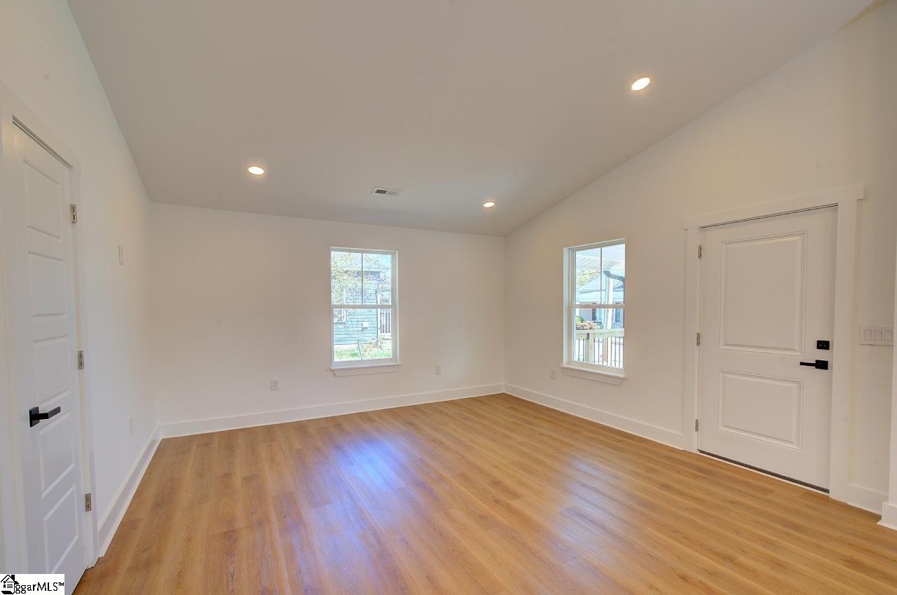 104 Albert Street Greer, SC 29651 - Photo 8 of 33 Gallery Image 8