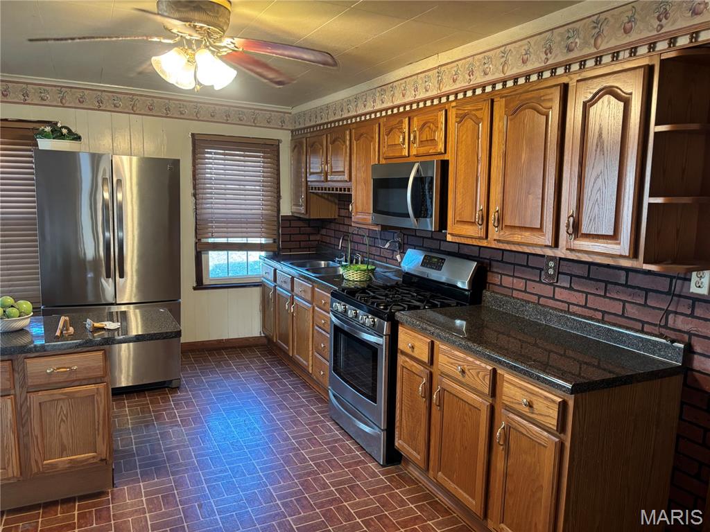 11 Elm Street Aviston, IL 62216 - Photo 2 of 7