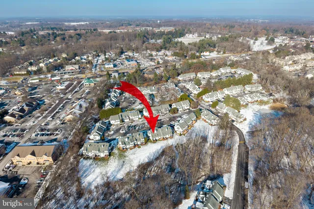 $385,000 | 125 West Thomas Court, Kennett Square, PA 19348