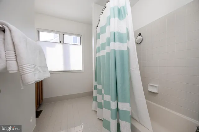 $385,000 | 125 West Thomas Court, Kennett Square, PA 19348