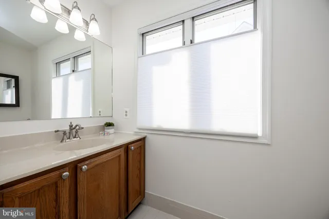 $385,000 | 125 West Thomas Court, Kennett Square, PA 19348