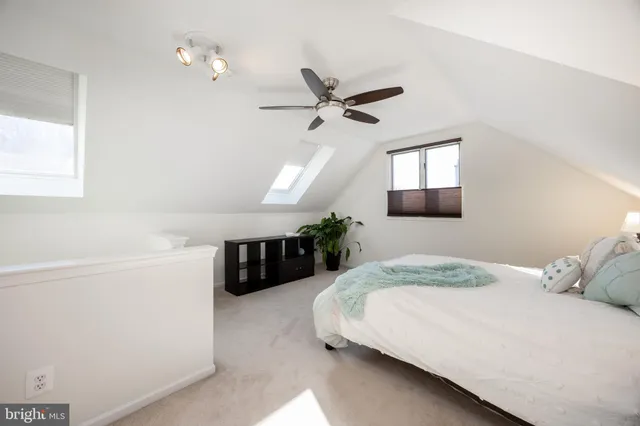 $385,000 | 125 West Thomas Court, Kennett Square, PA 19348