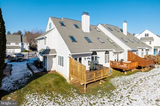 $385,000 | 125 West Thomas Court, Kennett Square, PA 19348