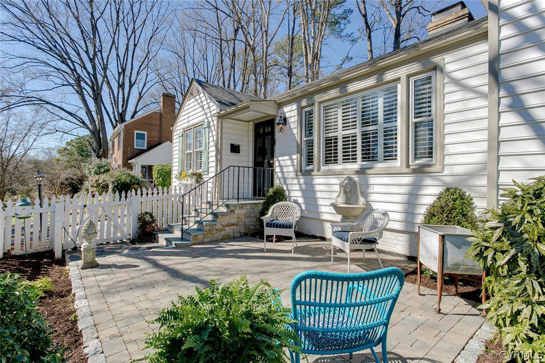 7718 Brookside Road Henrico, VA 23229 - Photo 4 of 50 Gallery Image 4