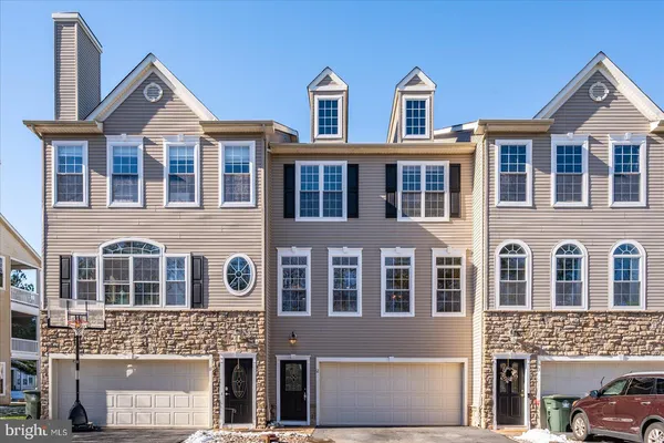 $435,000 | 400 William Street, Unit 12, Berlin, MD 21811