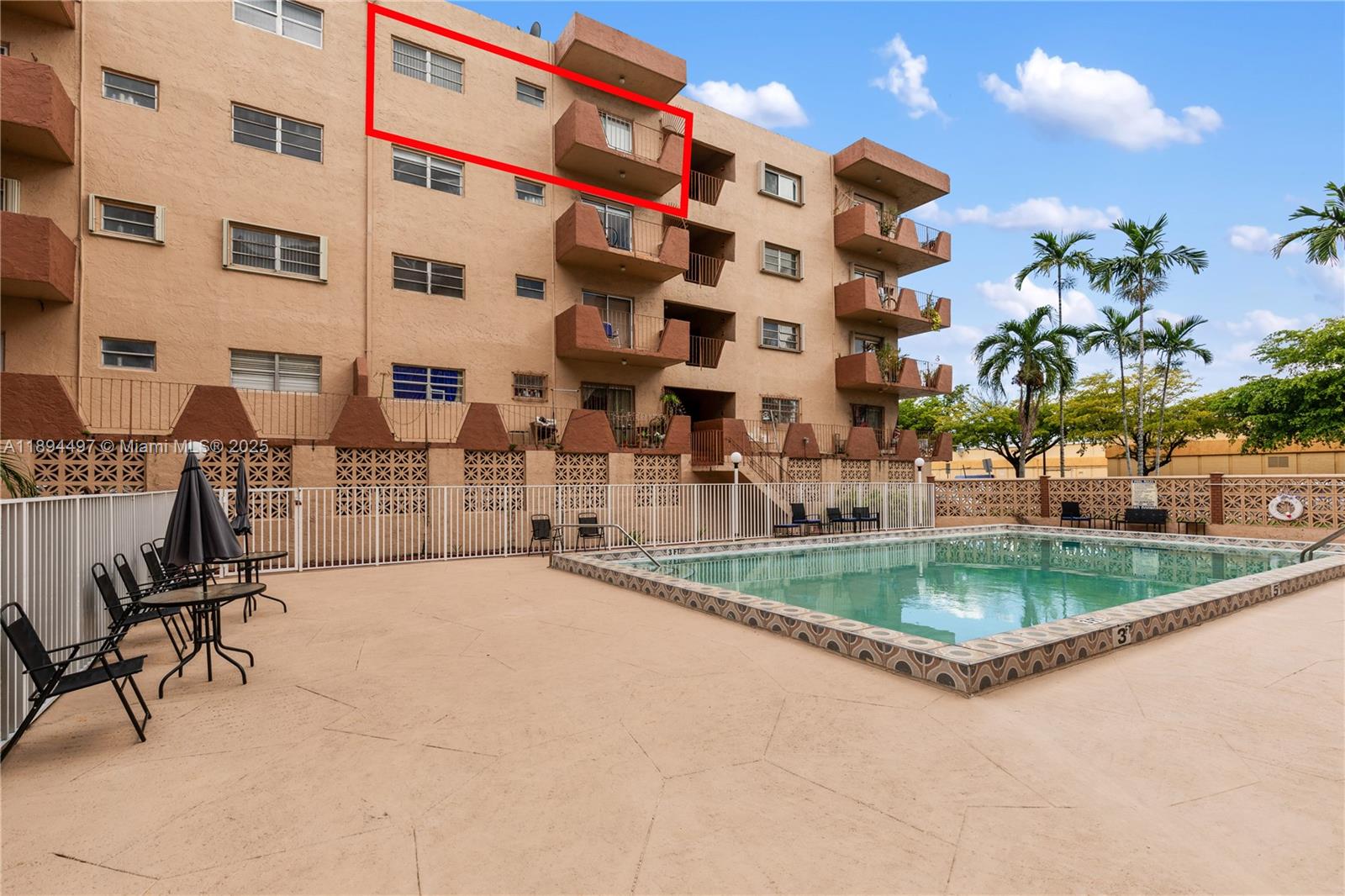 1630 West 46th Street, Unit 514B Hialeah, FL 33012 - Photo 2 of 26