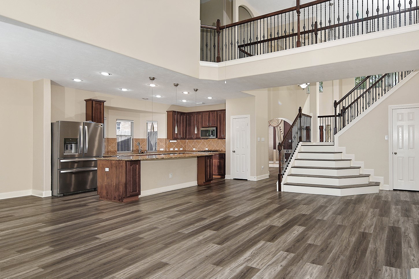 6327 Spring Creek Oaks Drive Spring, TX 77379 - Photo 7 of 33