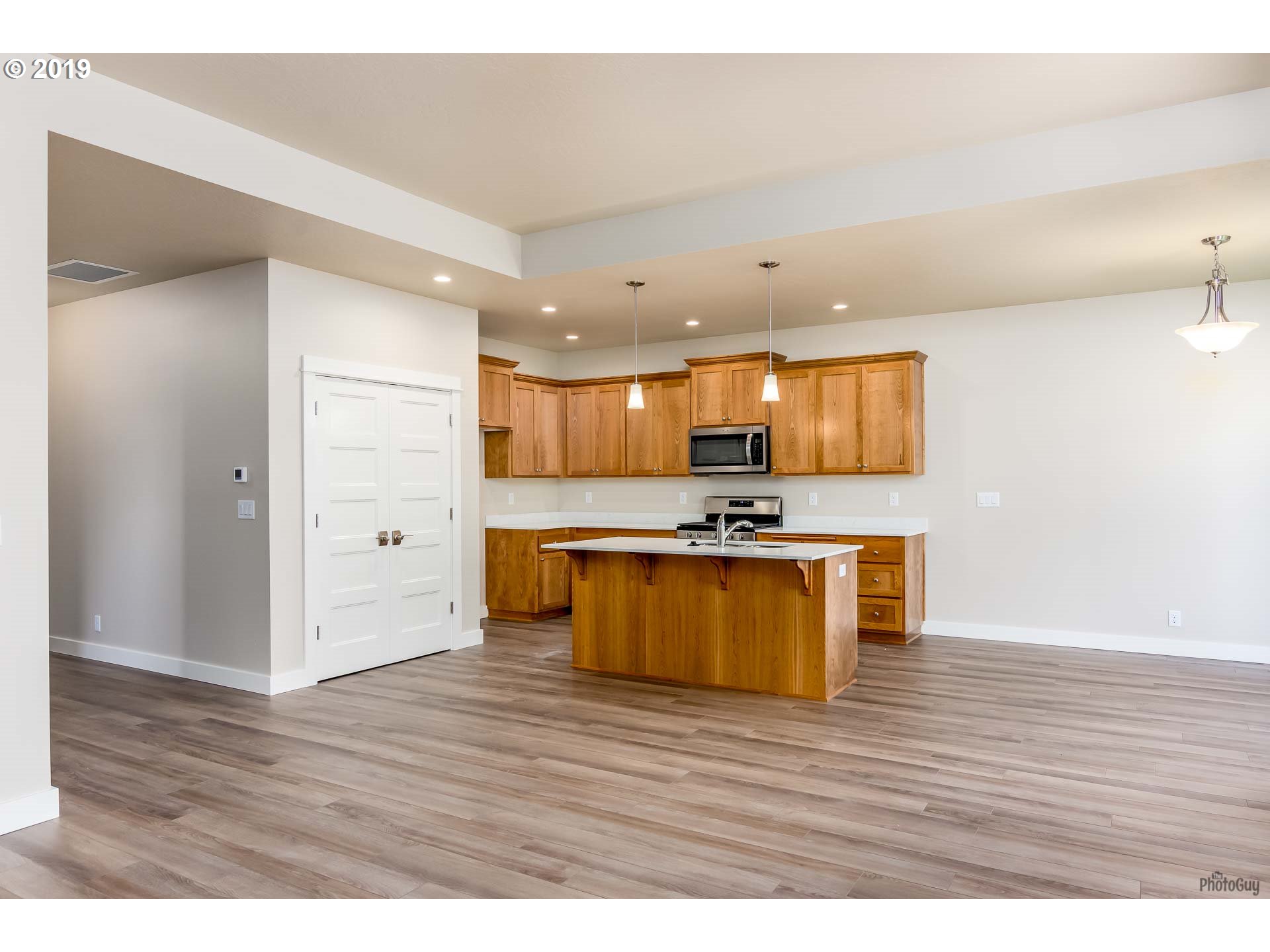 1082 West Olympic Street Springfield, OR 97477 - Photo 9 of 30 Gallery Image 9