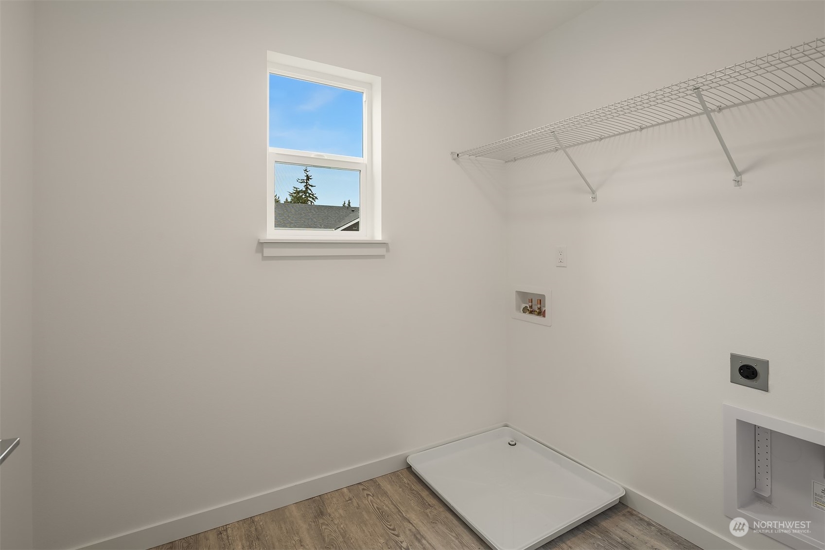 115 Southwest 181st Place, Unit C11 Normandy Park, WA 98166 - Photo 16 of 26 a view of small space
