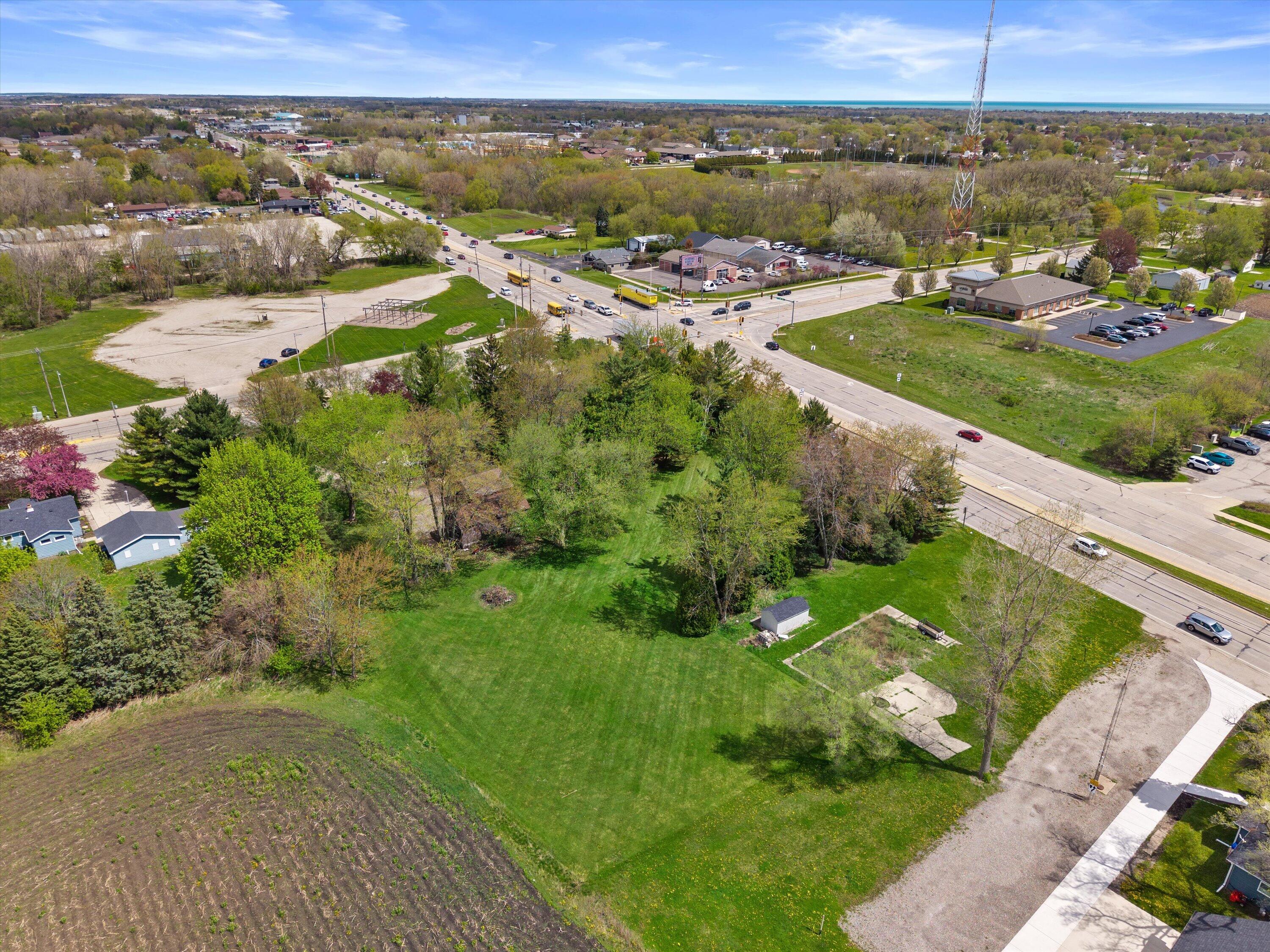 6401 60th Street Kenosha, WI 53144 - Photo 3 of 23 25-DJI_20260428114155_0021_D