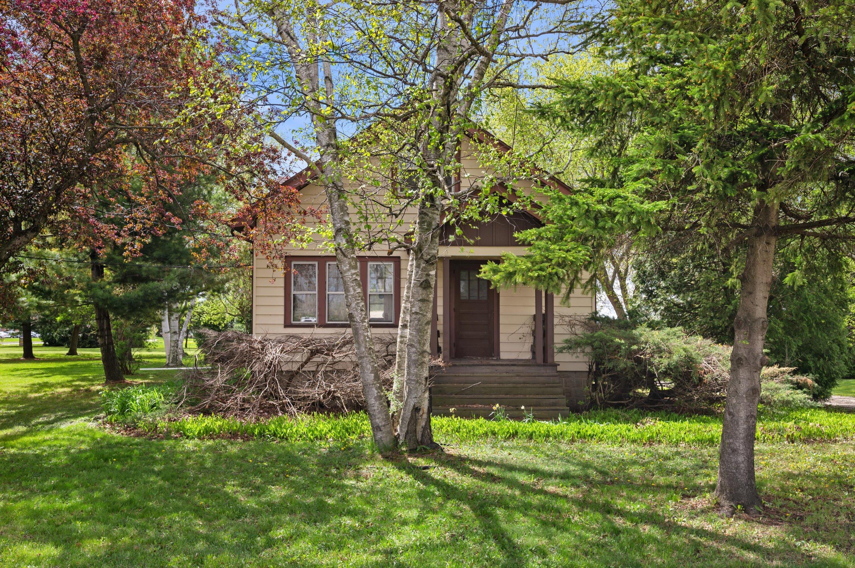 6401 60th Street Kenosha, WI 53144 - Photo 4 of 23 12-DSC3122
