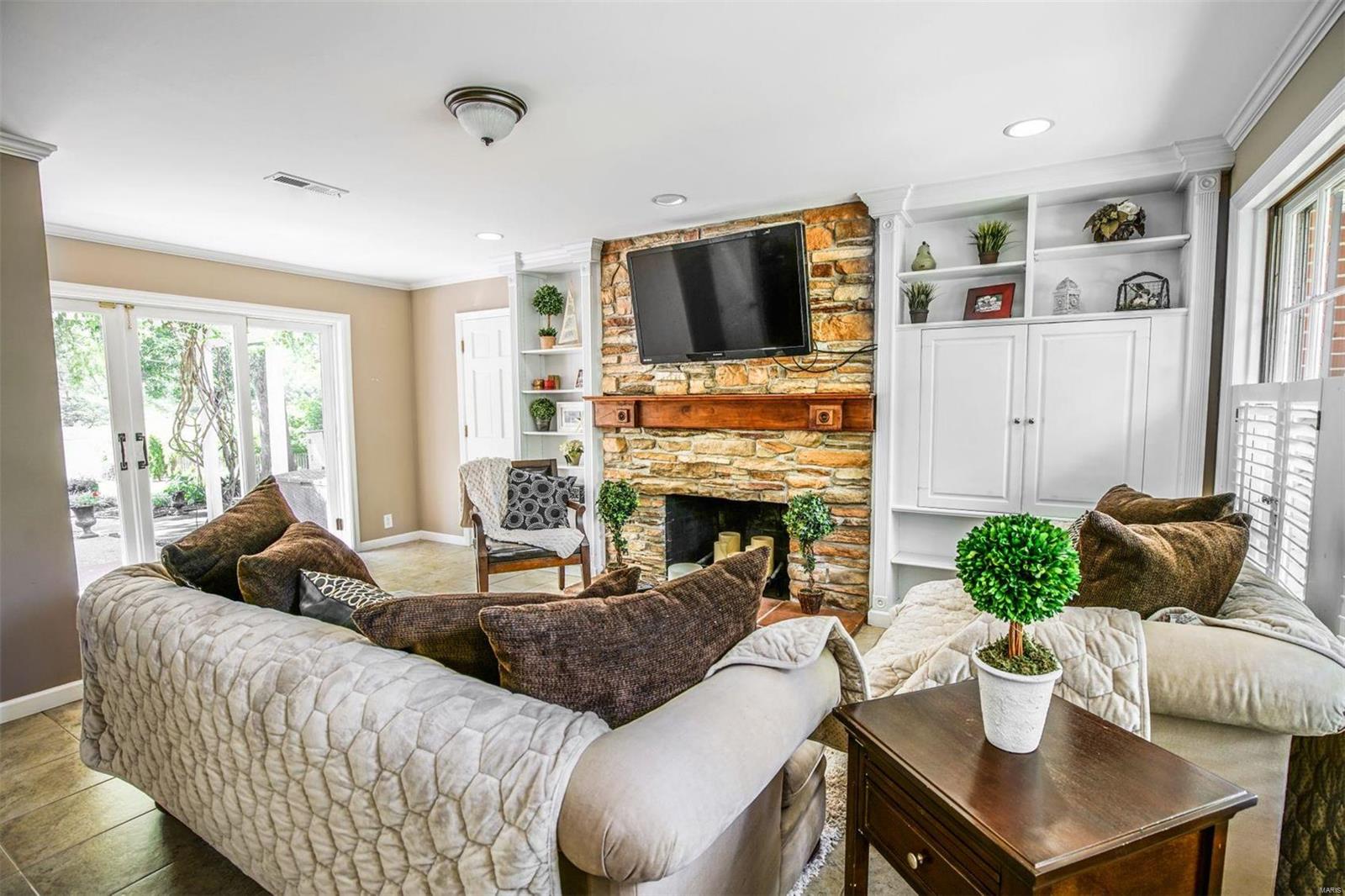 18 Ladue Ridge Road Ladue, MO 63124 - Photo 11 of 32 Gallery Image 11