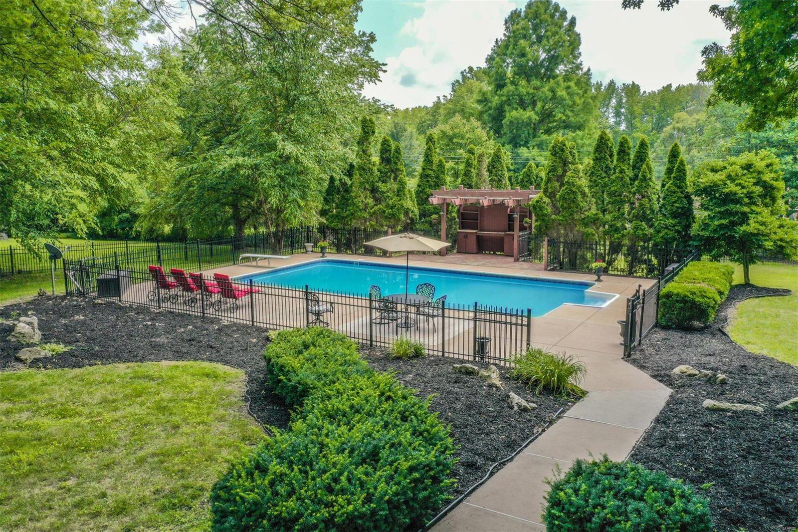 18 Ladue Ridge Road Ladue, MO 63124 - Photo 25 of 32 Gallery Image 25