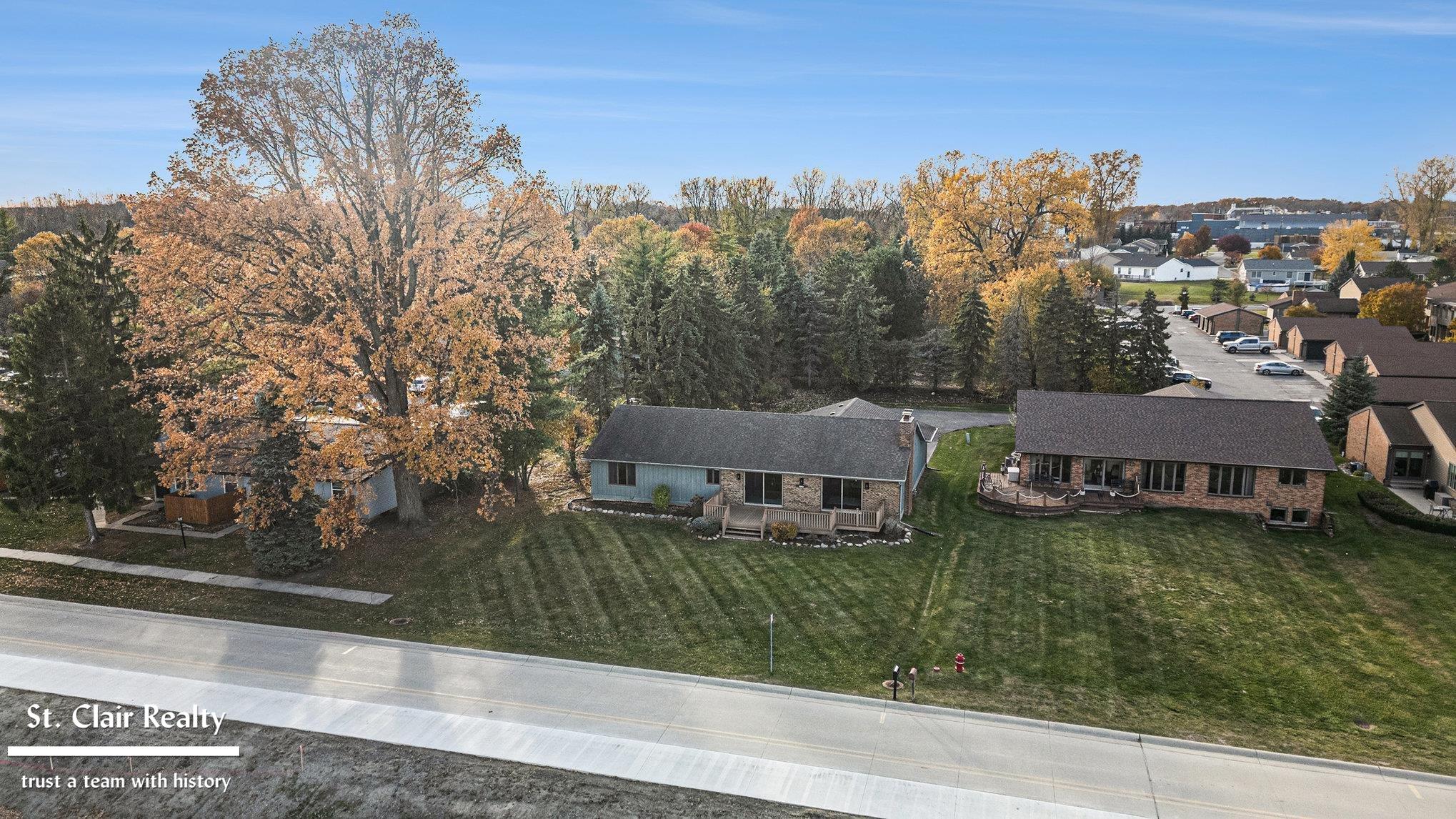 2516 River Road Marysville, MI 48040 - Photo 32 of 34