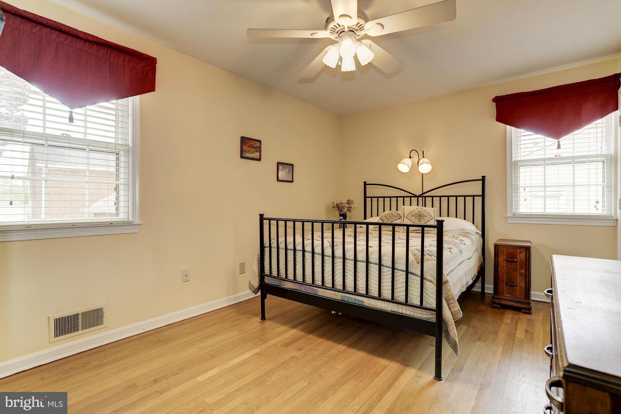 2608 Harris Avenue Silver Spring, MD 20902 - Photo 12 of 27 Owner's Bedroom