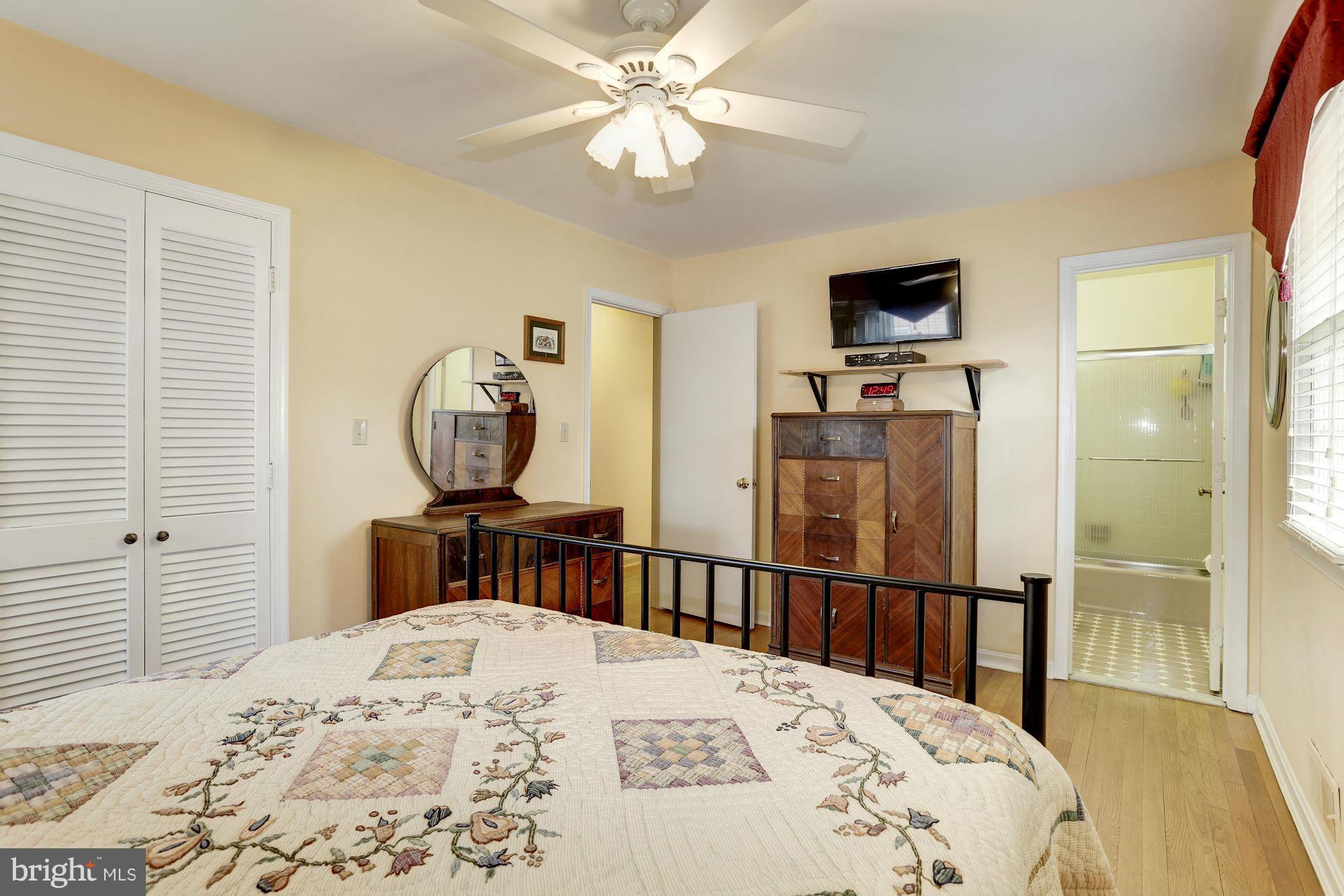 2608 Harris Avenue Silver Spring, MD 20902 - Photo 13 of 27 Owner's Bedroom