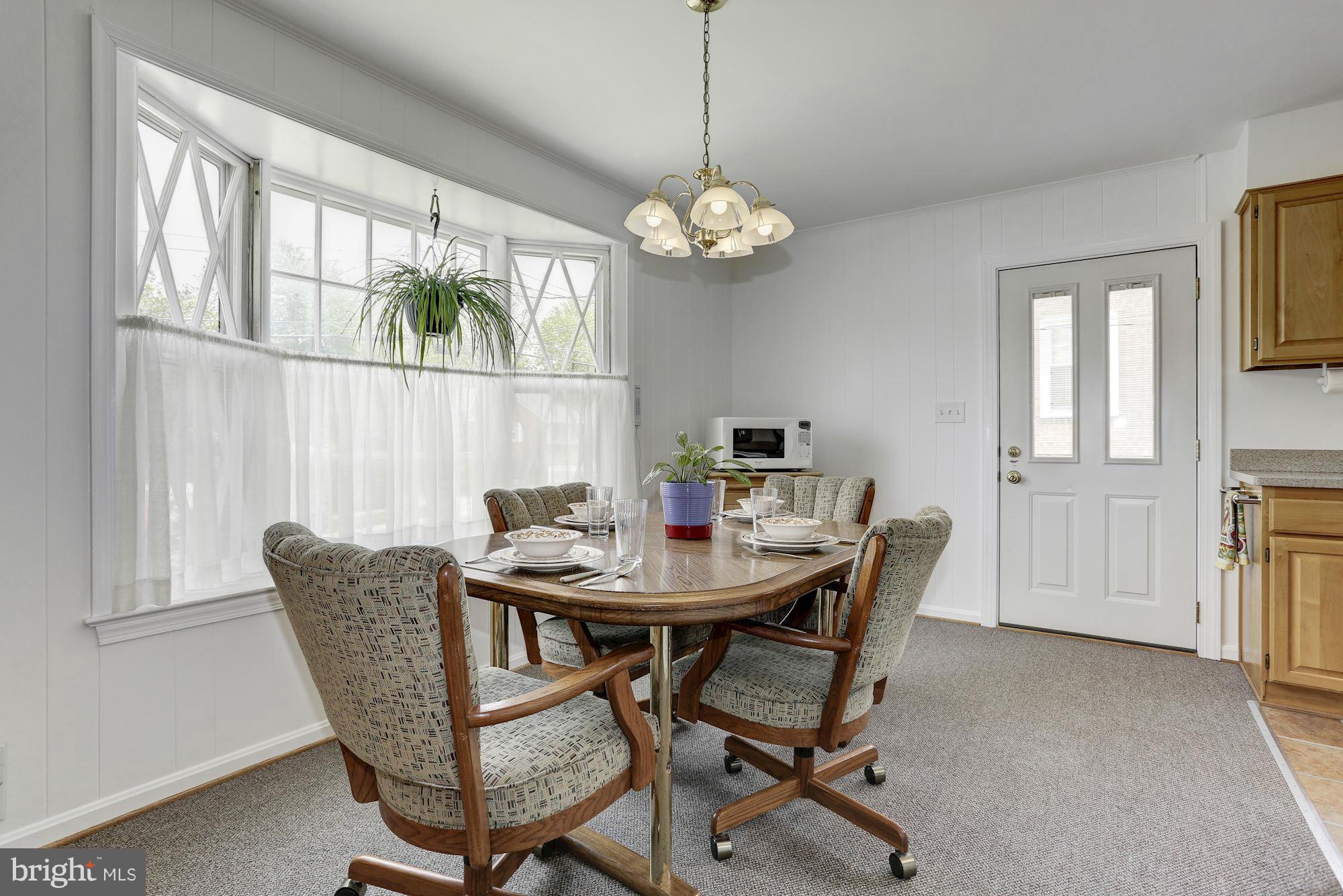 2608 Harris Avenue Silver Spring, MD 20902 - Photo 10 of 27 Tablespace Area with Access to Side Entrance