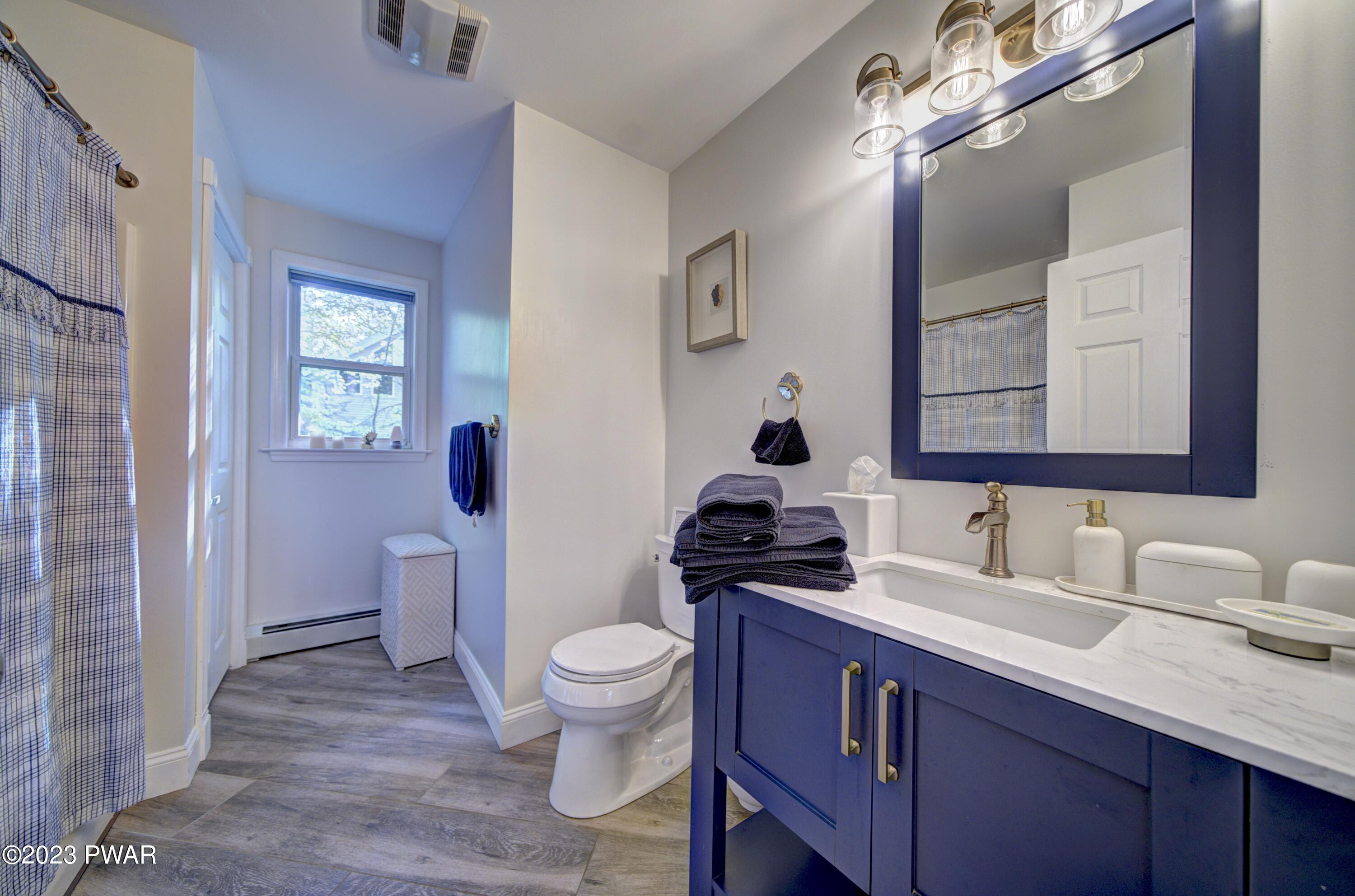 198 Tanager Road Lackawaxen, PA 18435 - Photo 28 of 40 Bathroom 1