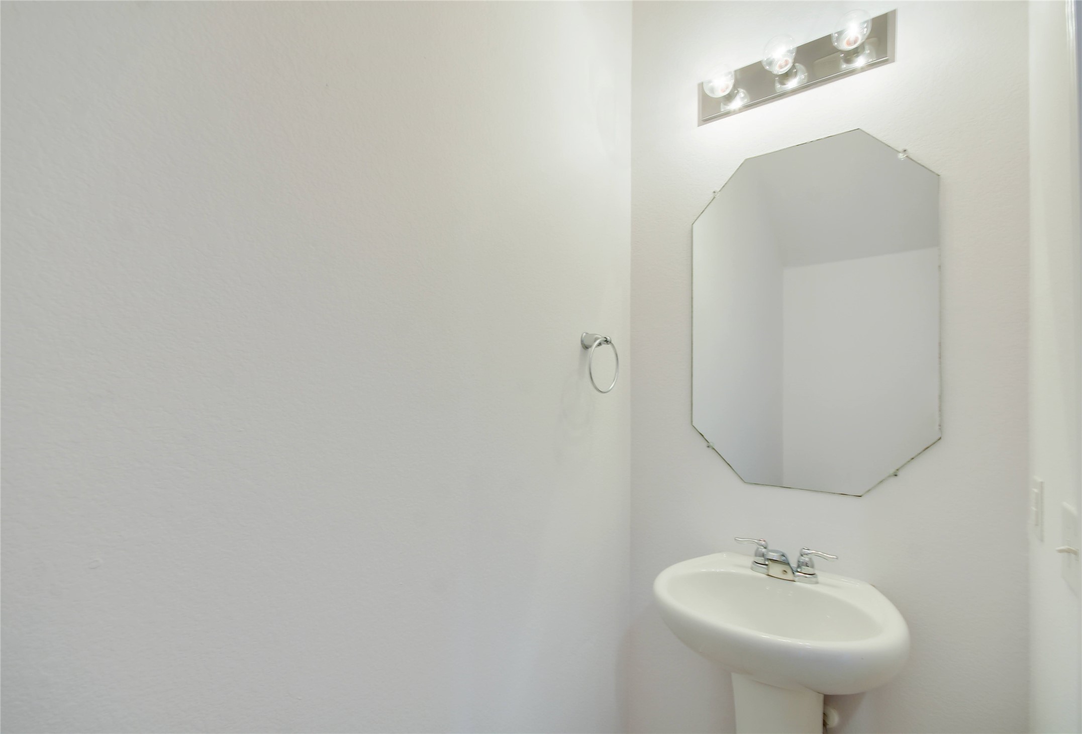 6525 Ranchito Drive Austin, TX 78744 - Photo 14 of 36 Half bath on the main floor
