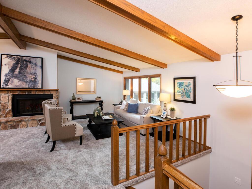 9440 Club House Road Eden Prairie, MN 55347 - Photo 7 of 30 Gallery Image 7