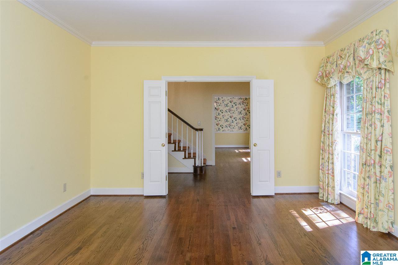 5386 Meadow Brook Road Birmingham, AL 35242 - Photo 5 of 38